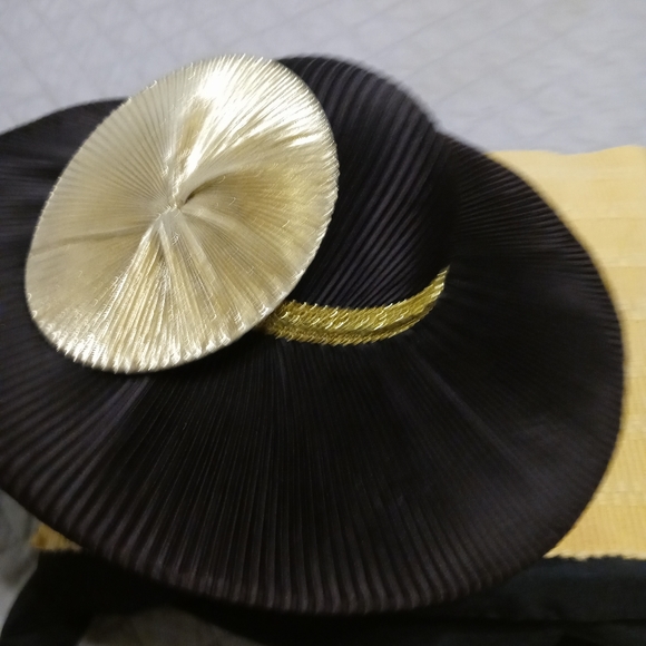 Ladies Fashion Hat - Picture 4 of 7